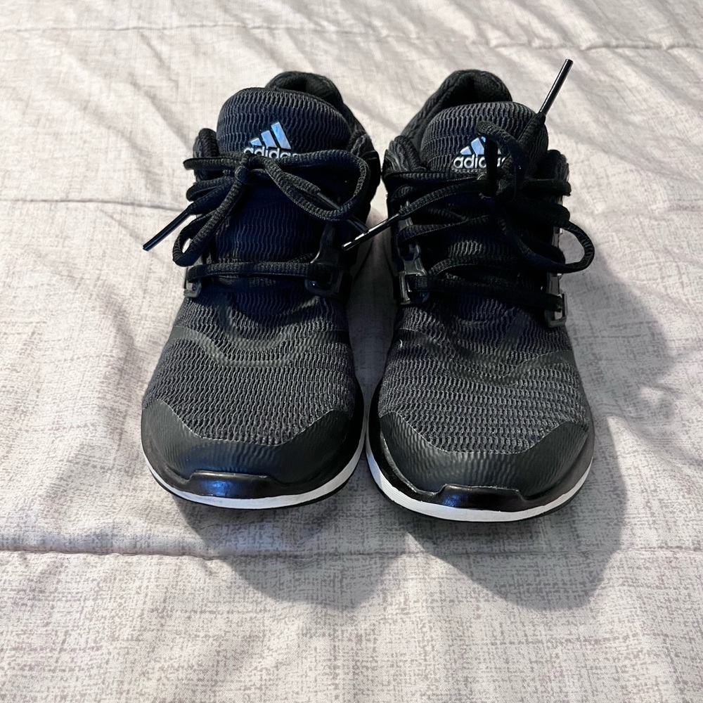 Adidas Cloud Runner Tennis Shoes size 6